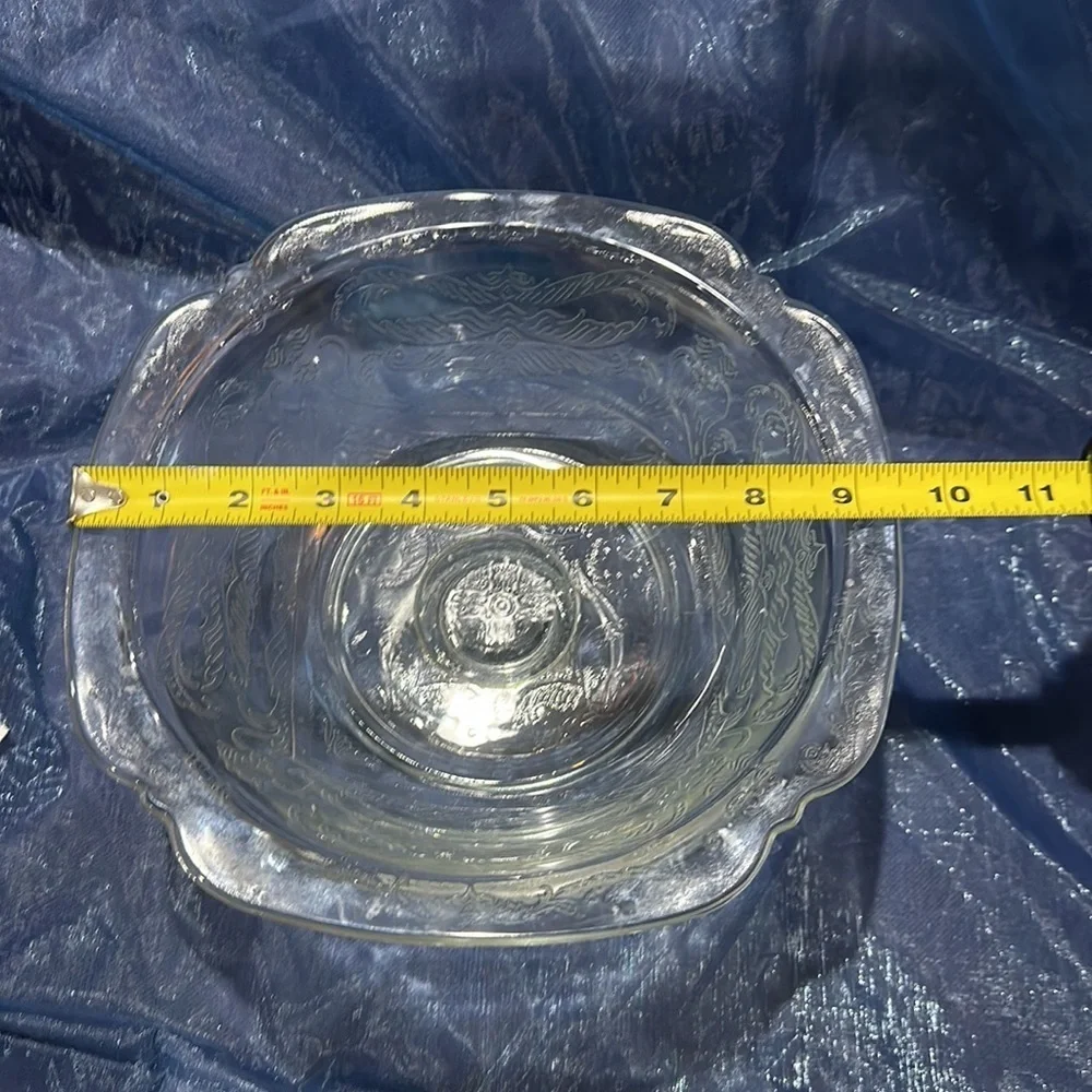 VINTAGE Depression Federal glass yellow Glass Madrid Footed Pedestal Bowl